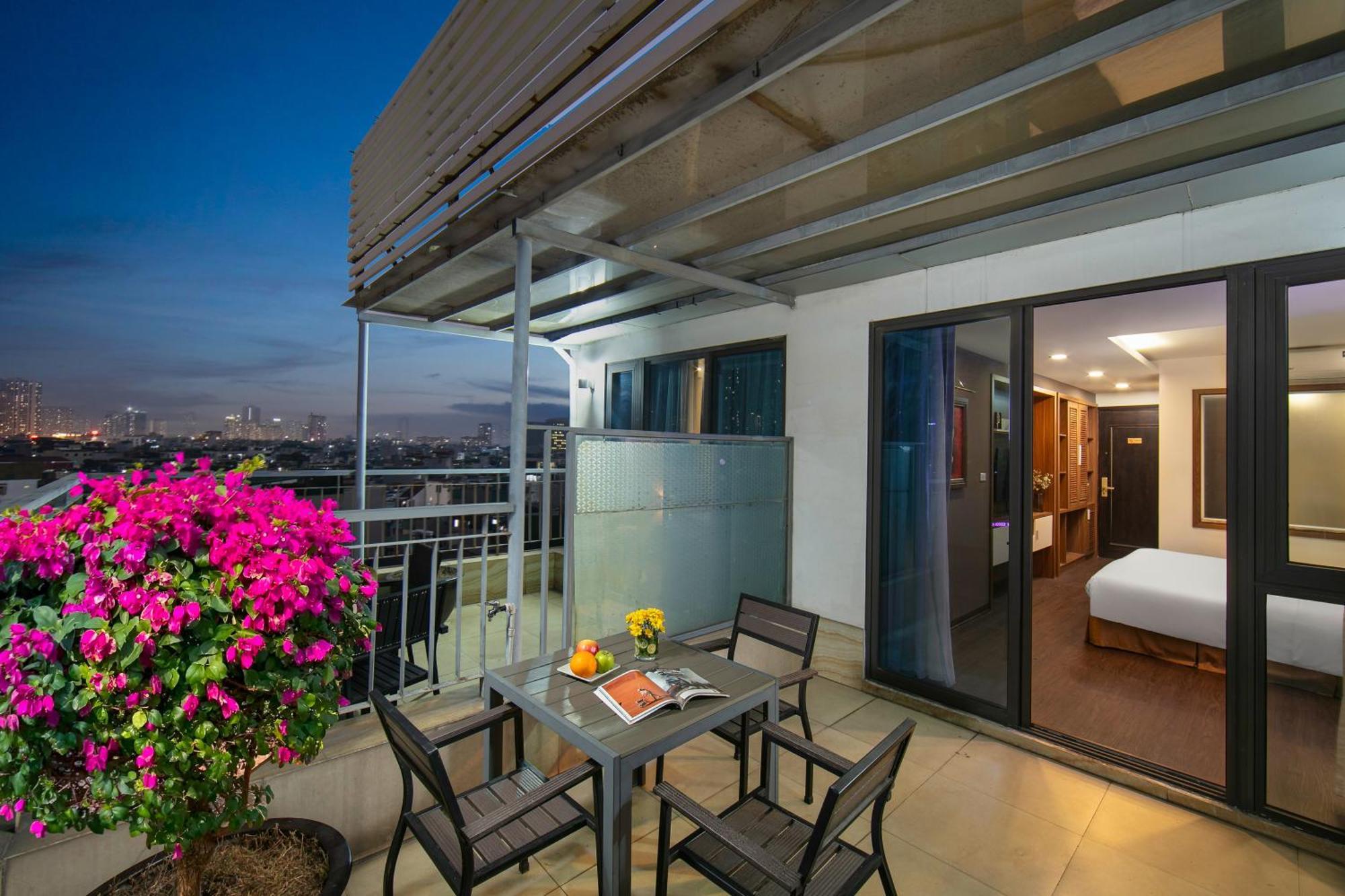 Blubiz Hotel Hanoi Exterior foto