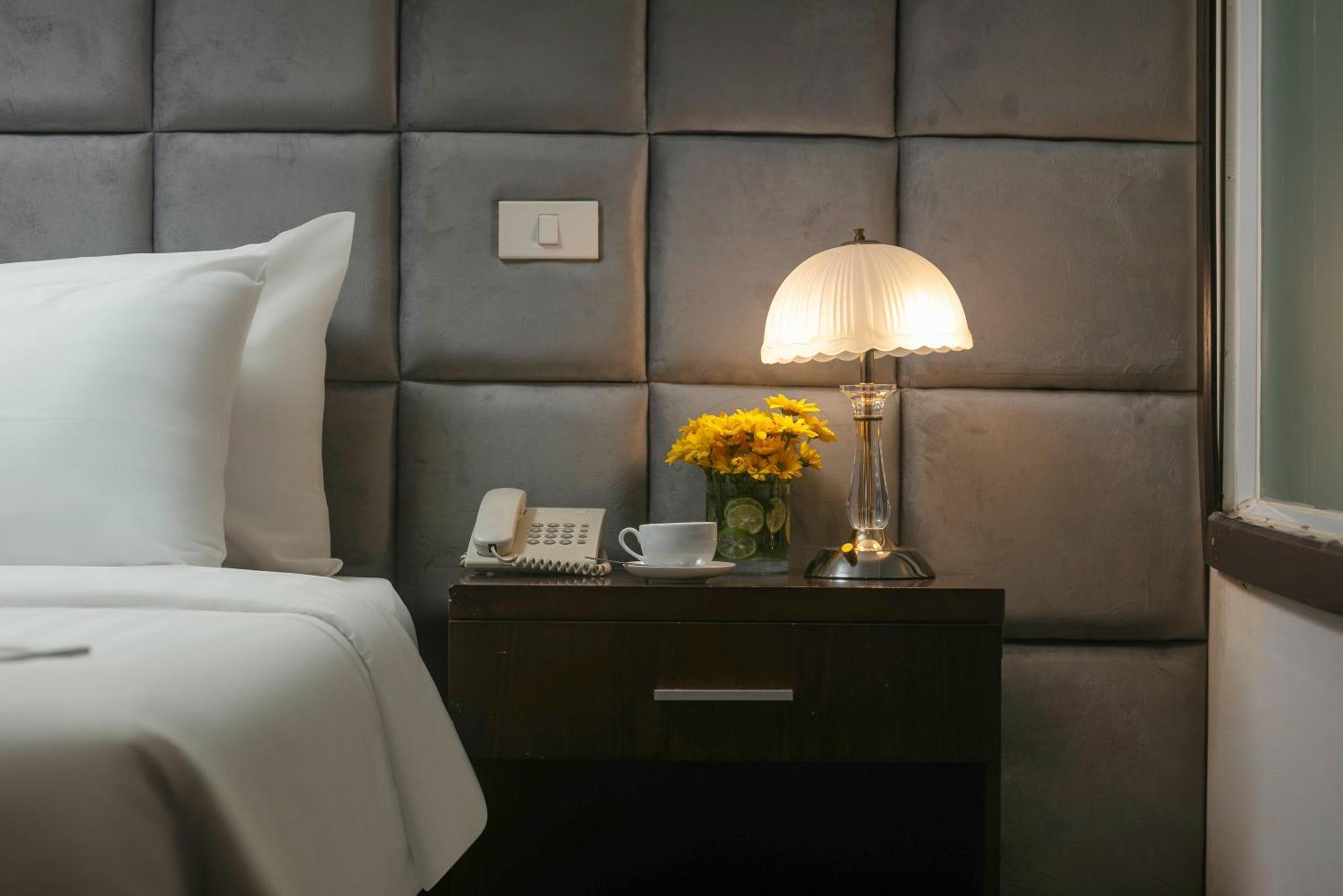 Blubiz Hotel Hanoi Exterior foto
